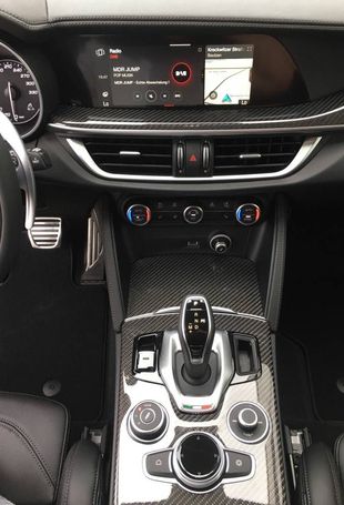 Alfa Romeo Stelvio V6 2.9 Quadrifoglio 375 kW image number 11