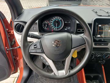 Car image 11