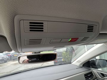 Car image 37