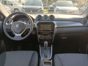 Car image 11