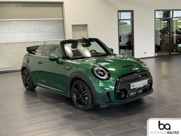 Mini Cooper S Cabrio JCW Trim 131 kW image number 2