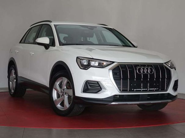 Audi Q3 35 TFSI S tronic Business 110 kW image number 3