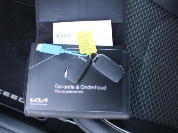 Car image 33