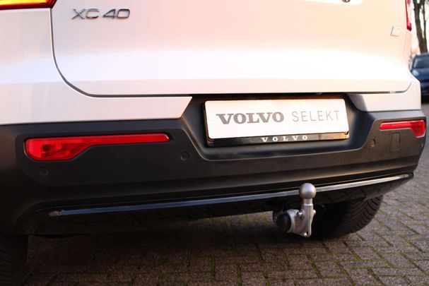 Volvo XC40 Single Motor Extended Range Plus 185 kW image number 14