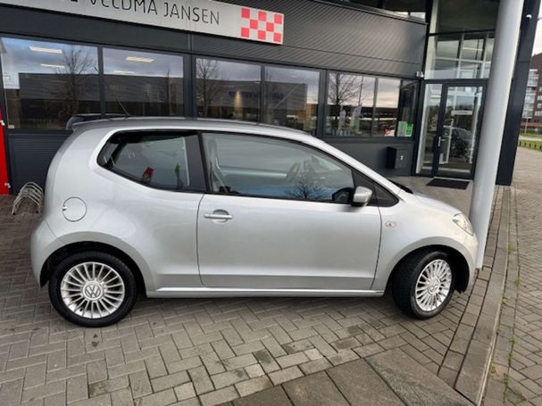 Volkswagen up! BlueMotion high up! 44 kW image number 5