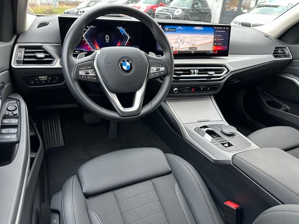 BMW 320d Touring xDrive 140 kW image number 14