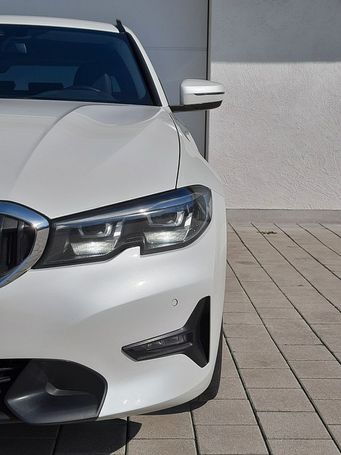 BMW 330d Touring M Sport 195 kW image number 5