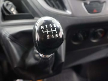 Car image 36