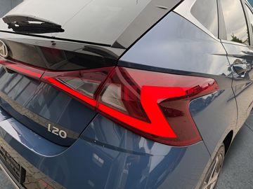 Car image 23