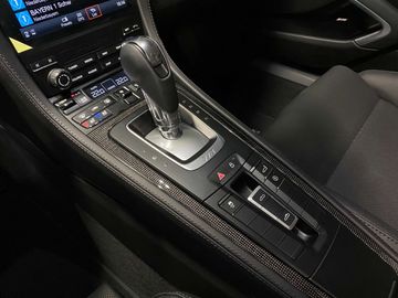 Car image 24