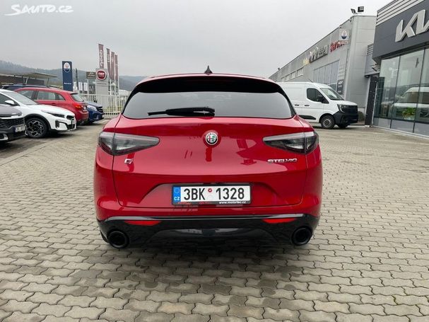 Alfa Romeo Stelvio 2.0 Turbo 206 kW image number 3