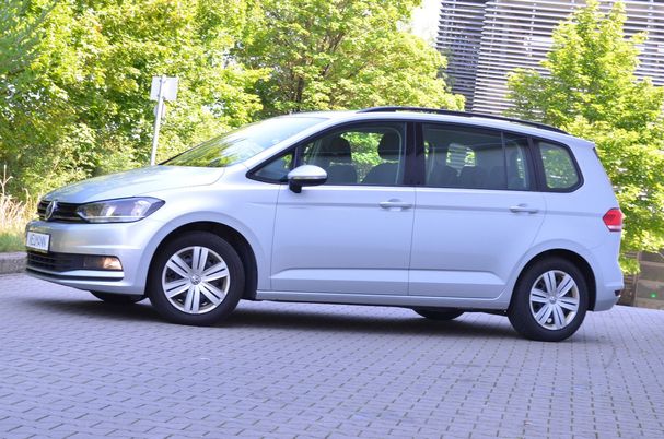 Volkswagen Touran 85 kW image number 2