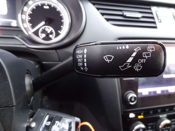 Car image 36