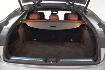 Car image 36