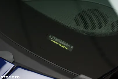 Car image 38