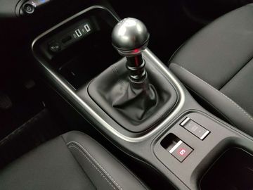 Car image 25