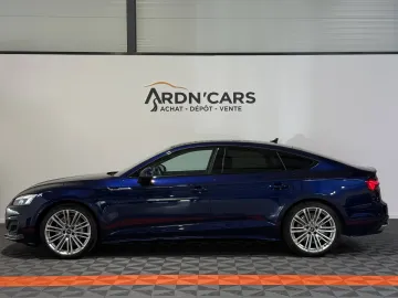 Car image 3