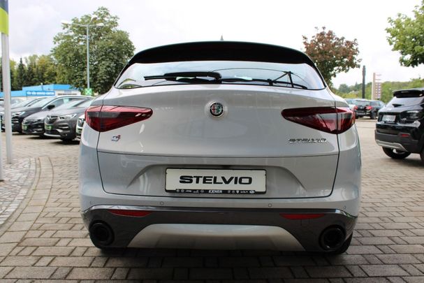 Alfa Romeo Stelvio 2.0 Turbo 206 kW image number 8