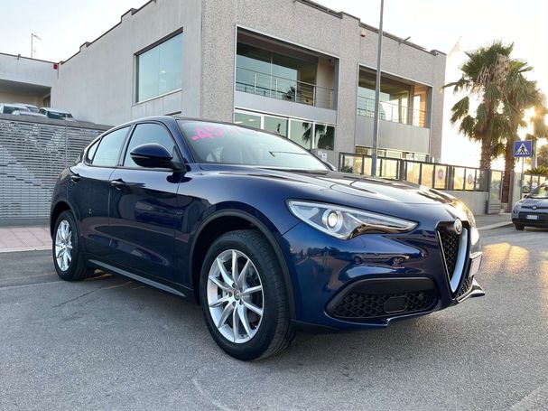 Alfa Romeo Stelvio 2.2 Q4 140 kW image number 2