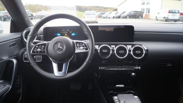 Mercedes-Benz CLA 220 140 kW image number 9