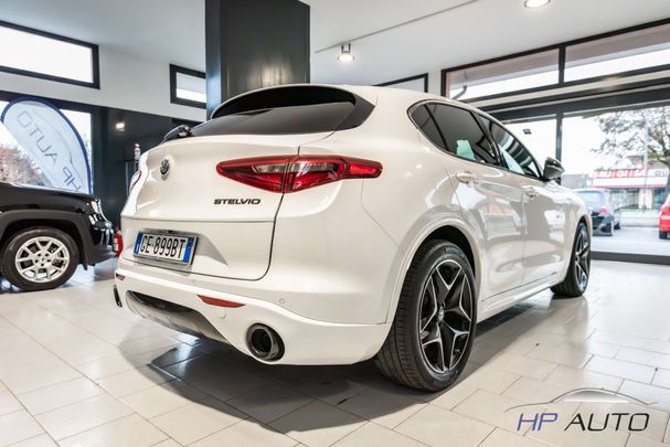 Alfa Romeo Stelvio 2.2 Q4 154 kW image number 4