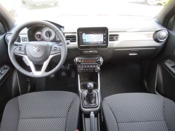 Car image 15