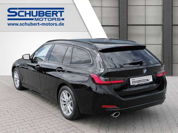 BMW 320i Touring 135 kW image number 4