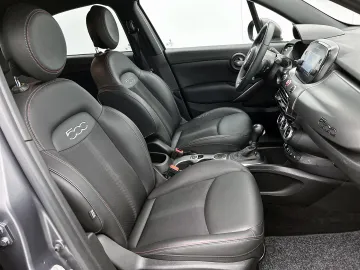 Car image 39