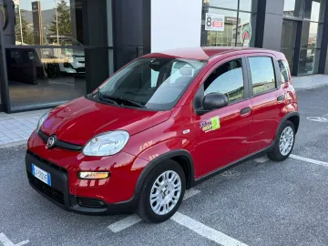 Car image 19