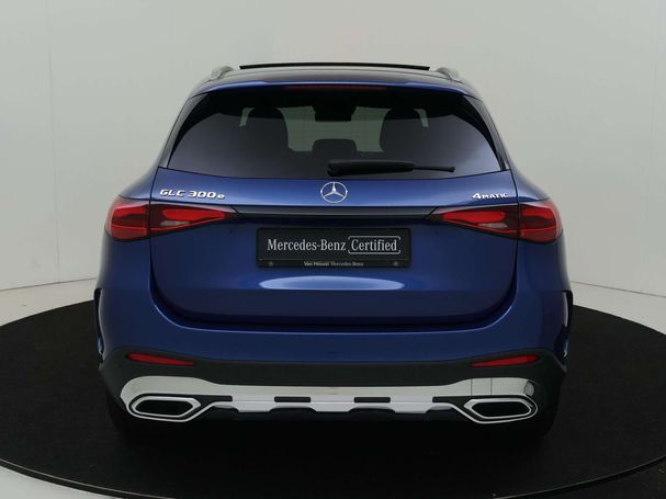 Mercedes-Benz GLC 300 e AMG Line 4Matic 230 kW image number 8