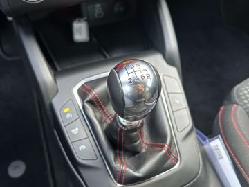 Car image 31