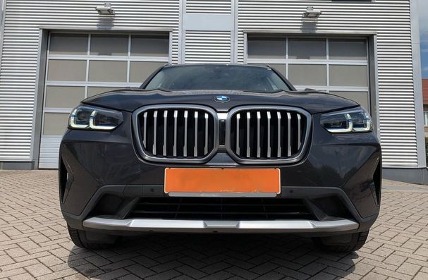 BMW X3 xDrive20d 140 kW image number 3