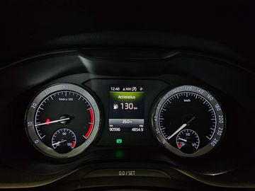 Car image 30