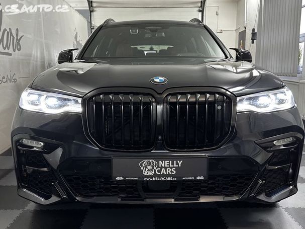 BMW X7 M50i xDrive 390 kW image number 3