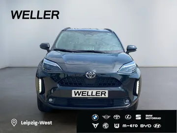 Car image 3