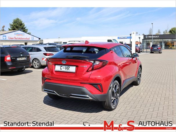 Toyota C-HR 2.0 Hybrid 135 kW image number 2