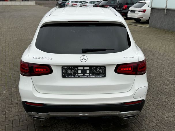 Mercedes-Benz GLC 300 e 4Matic 235 kW image number 7