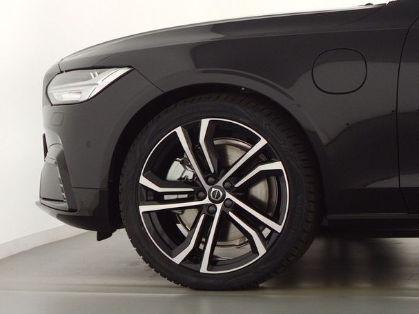 Volvo V90 Plus Dark AWD Recharge 293 kW image number 8