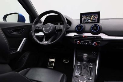 Car image 26