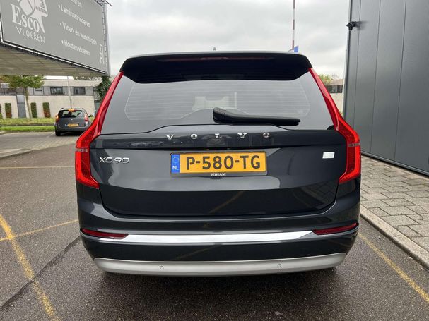 Volvo XC90 T8 Recharge AWD 335 kW image number 4