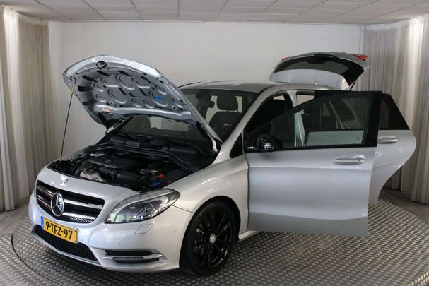 Mercedes-Benz B 180 90 kW image number 38