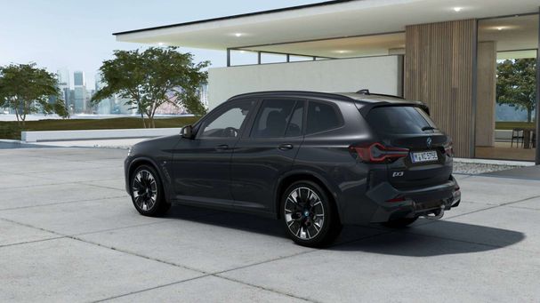 BMW iX3 M Sport 210 kW image number 3