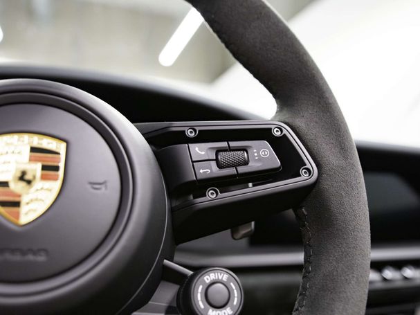 Porsche 992 Carrera GTS Cabrio 353 kW image number 37