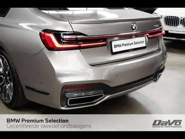 BMW 745 M Sport 290 kW image number 10