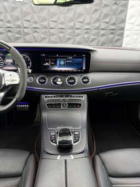 Car image 36