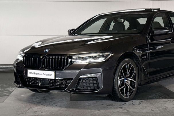 BMW 530 e 215 kW image number 22