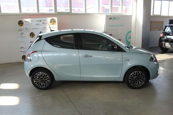 Lancia Ypsilon 51 kW image number 6