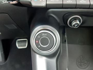 Car image 37