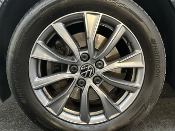 Car image 41