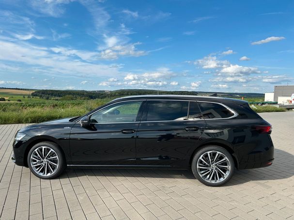 Skoda Superb Combi 2.0 TDI 4x4 142 kW image number 24